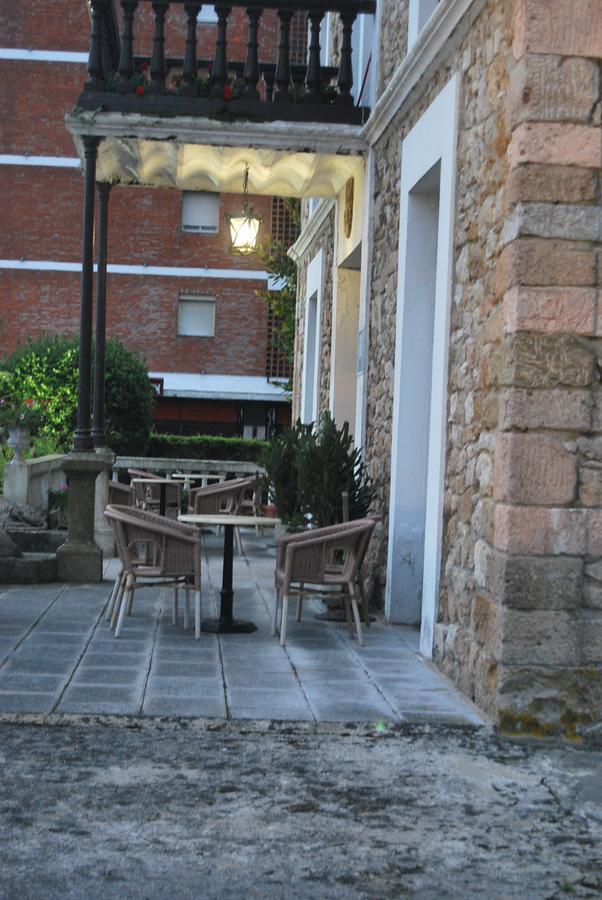 Hotel Luzon San Vicente De La Barquera Bagian luar foto