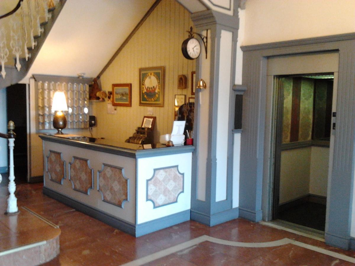 Hotel Luzon San Vicente De La Barquera Bagian luar foto